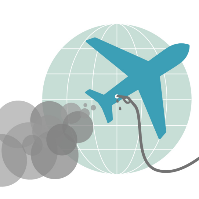 blaues Flugzeug fliegt über hellgrüne Erde, stösst graue Emissionswolken aus, Flugzeug wird von rechts mit Schlauch betankt